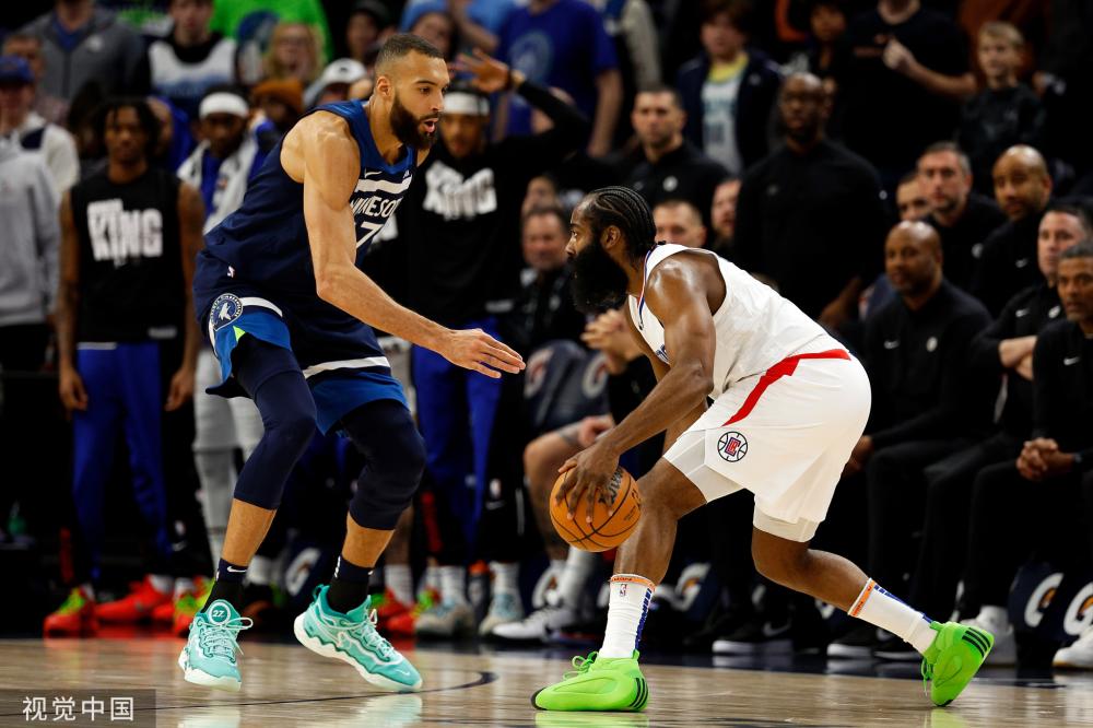 加强防守稳 加强防守稳