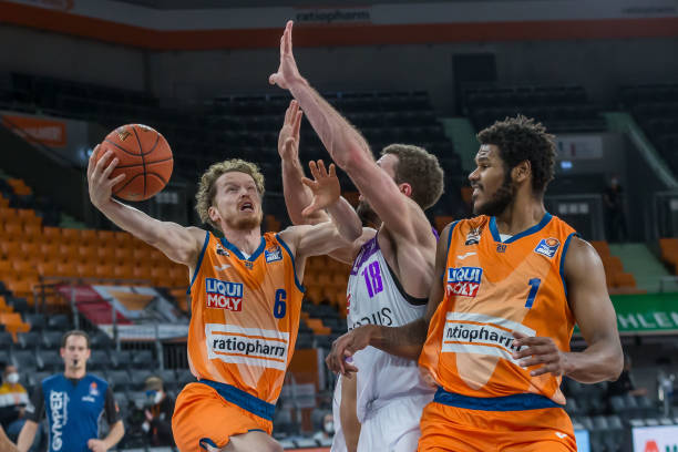 大战的详细 大战的详细