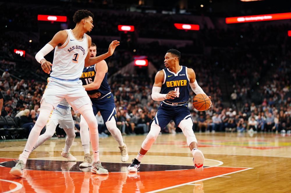 而曼城则通 而曼城则通